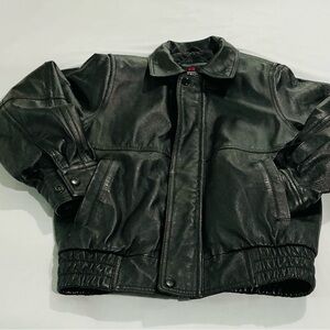Men's Classic Black Bomber Jacket
